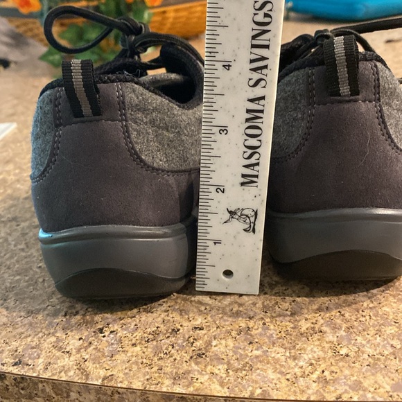 Orthofeet Sierra 711 Casual Walking Shoes Sneakers 8.5 Medium Dark Gray Wool - Picture 8 of 17